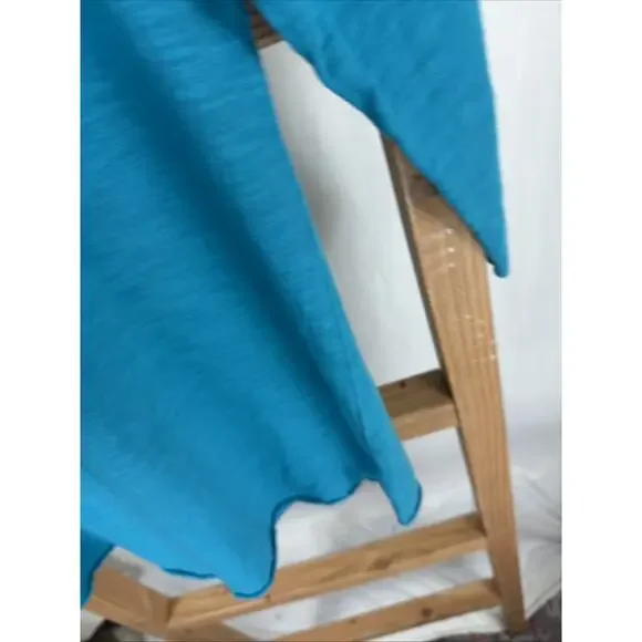 NWT Kleen Turquoise Rolled Hem 3/4 Sleeve Scoop Neck Top #1147 XS - Picture 2 of 5